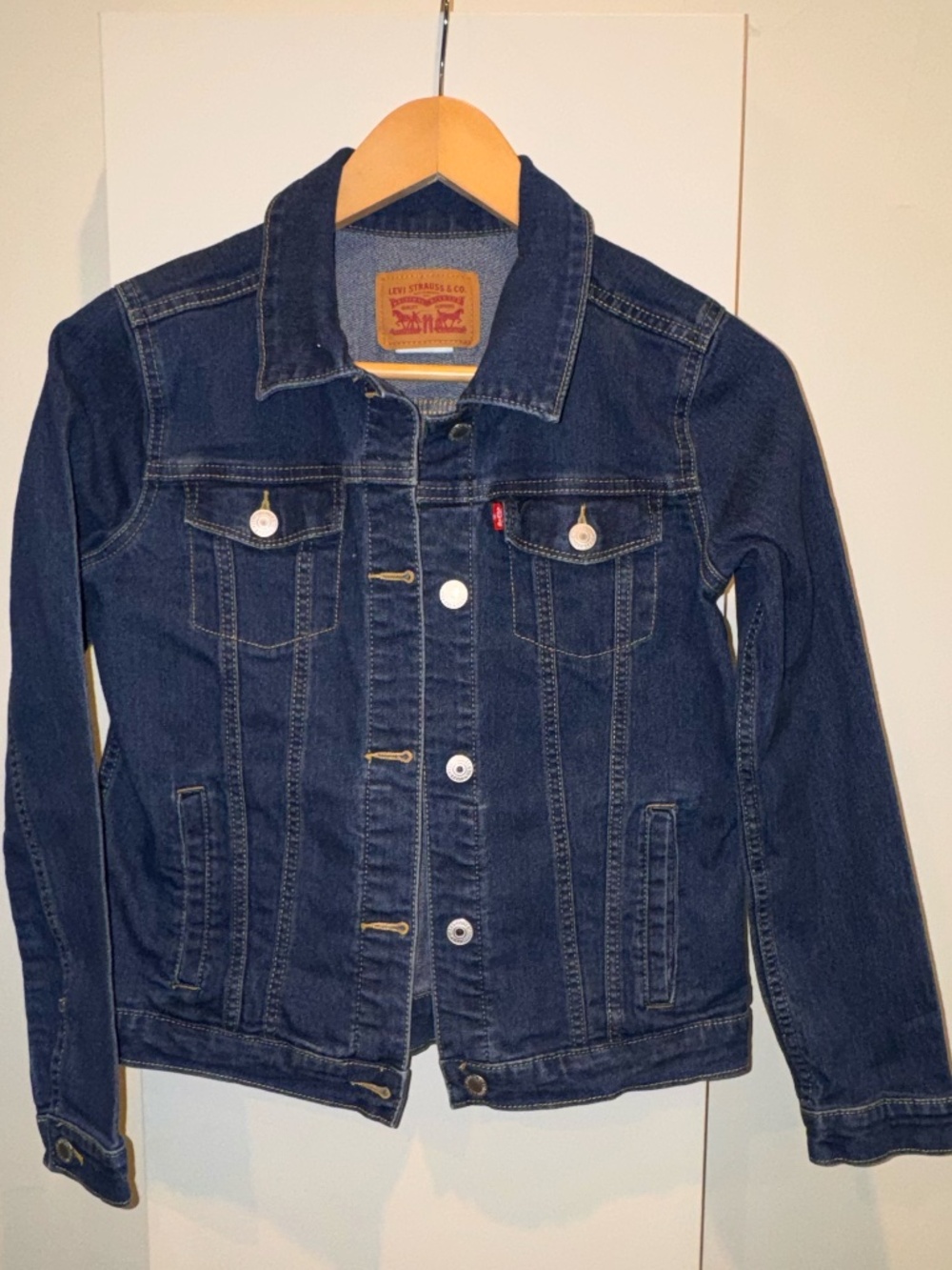 Girls Levi Trucker Jacket Size XL (14-16)